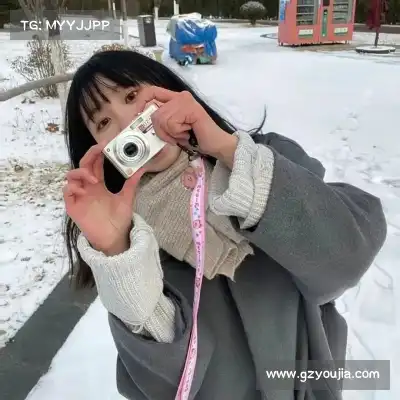 劳能豪